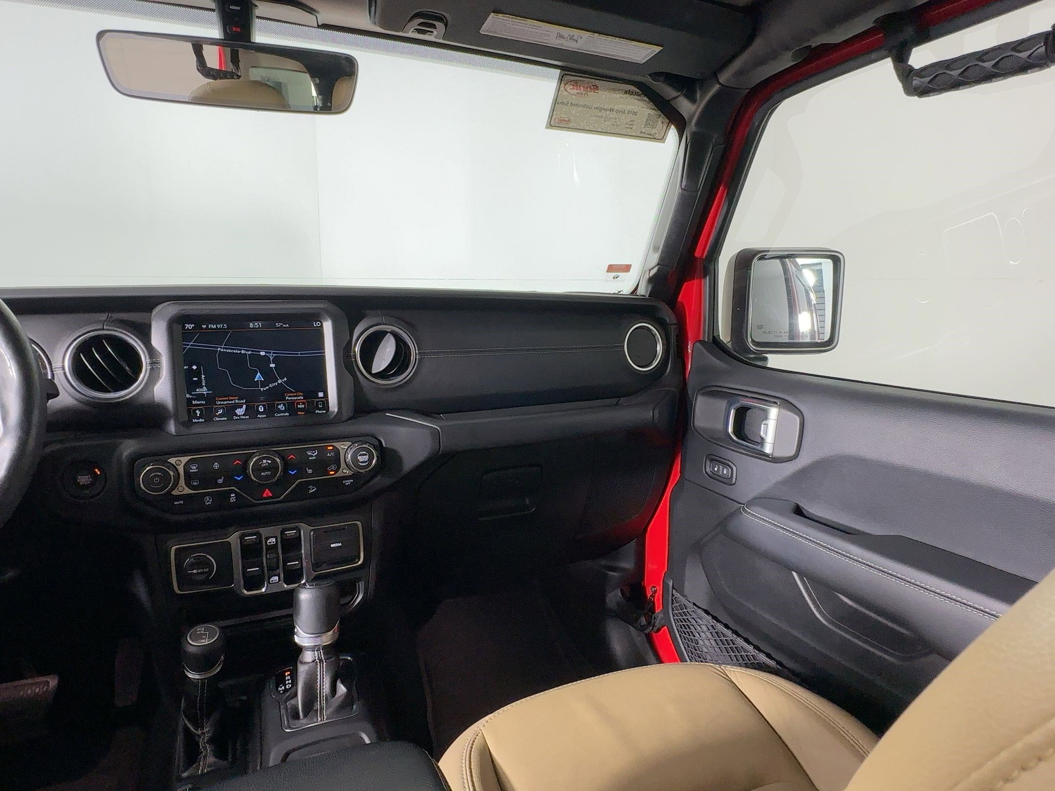 Used 2018 Jeep Wrangler Unlimited Sahara image 28
