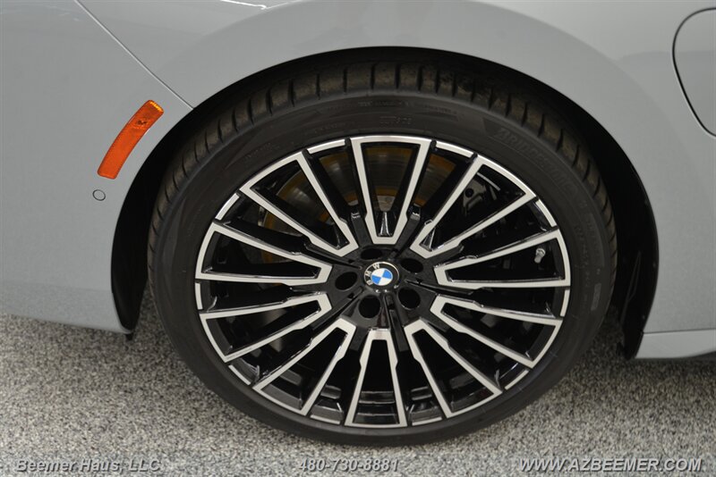 Used 2025 BMW 750e xDrive w/ Premium Package AWD/4WD image 49