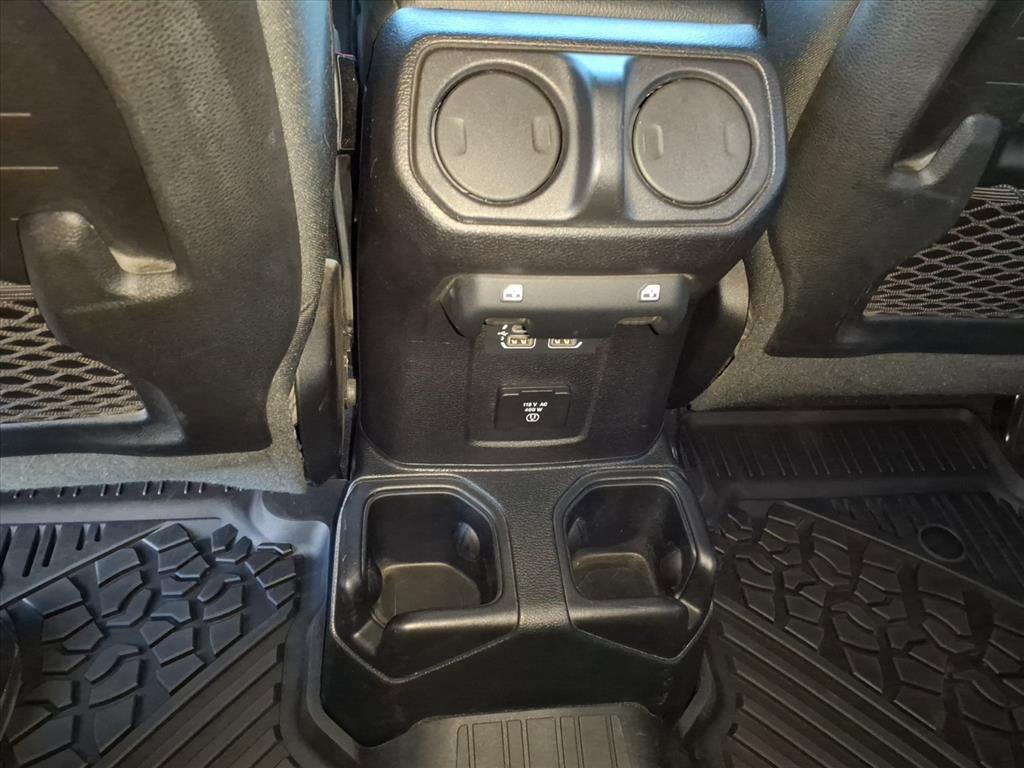 Used 2020 Jeep Gladiator Rubicon AWD/4WD image 10