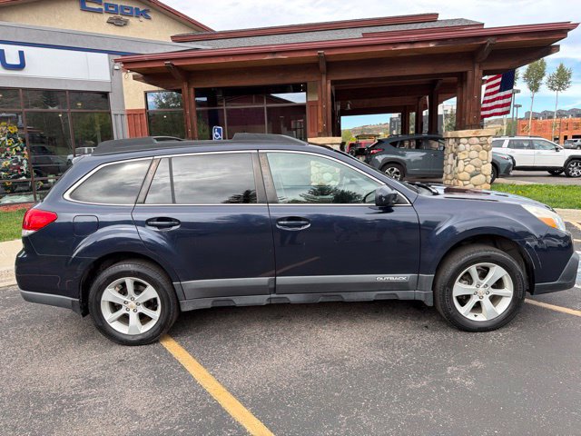 Used 2014 Subaru Outback 2.5i Premium AWD/4WD image 12