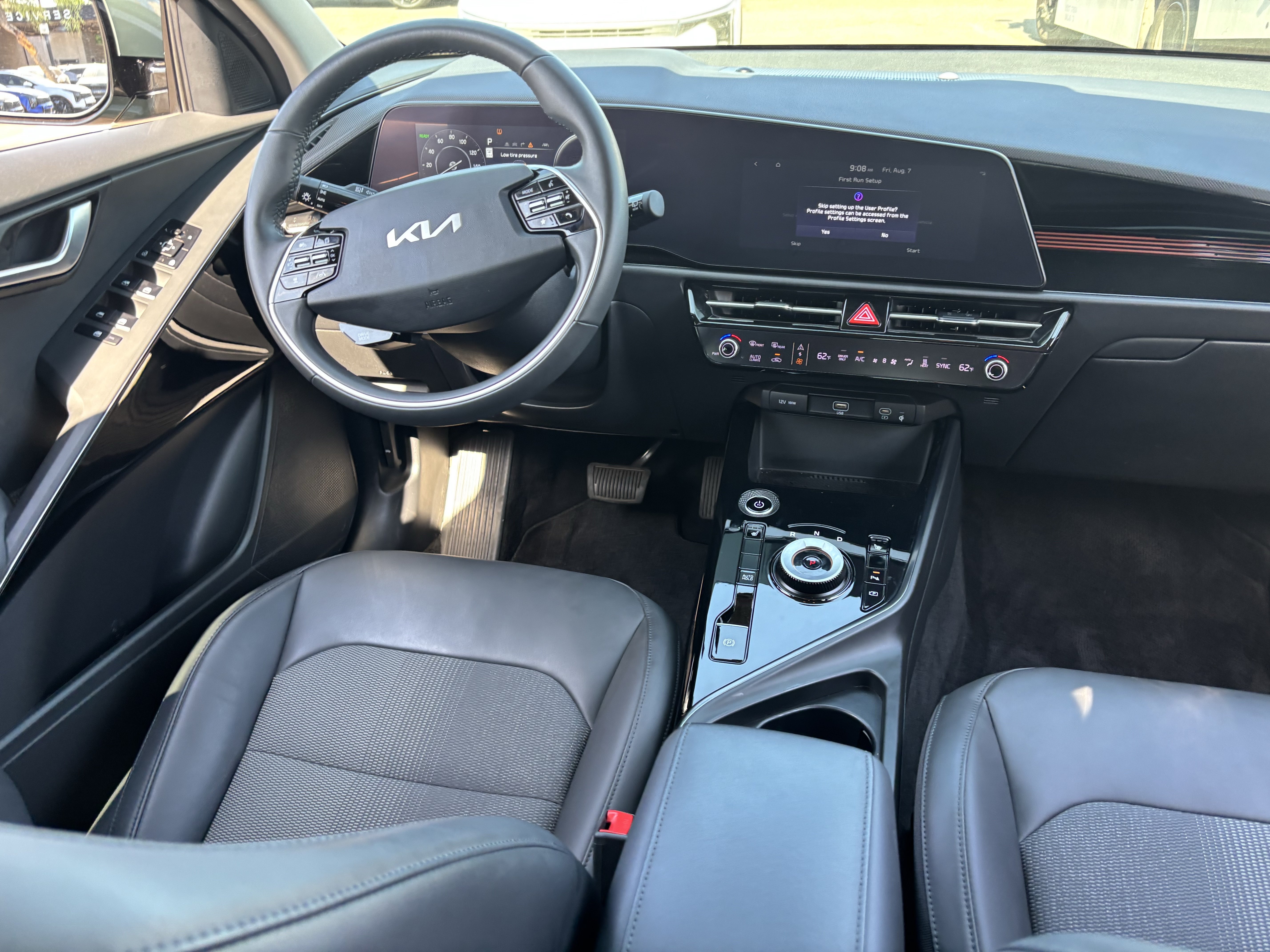 Certified 2023 Kia Niro Wind FWD image 12