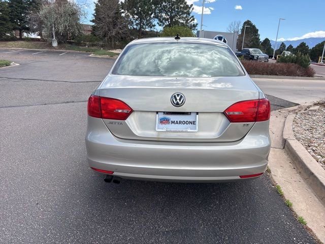 Used 2014 Volkswagen Jetta SE FWD image 5