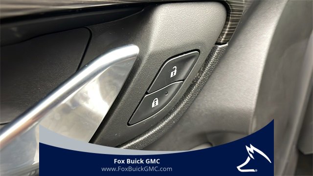 Certified 2024 GMC Terrain SLE image 9