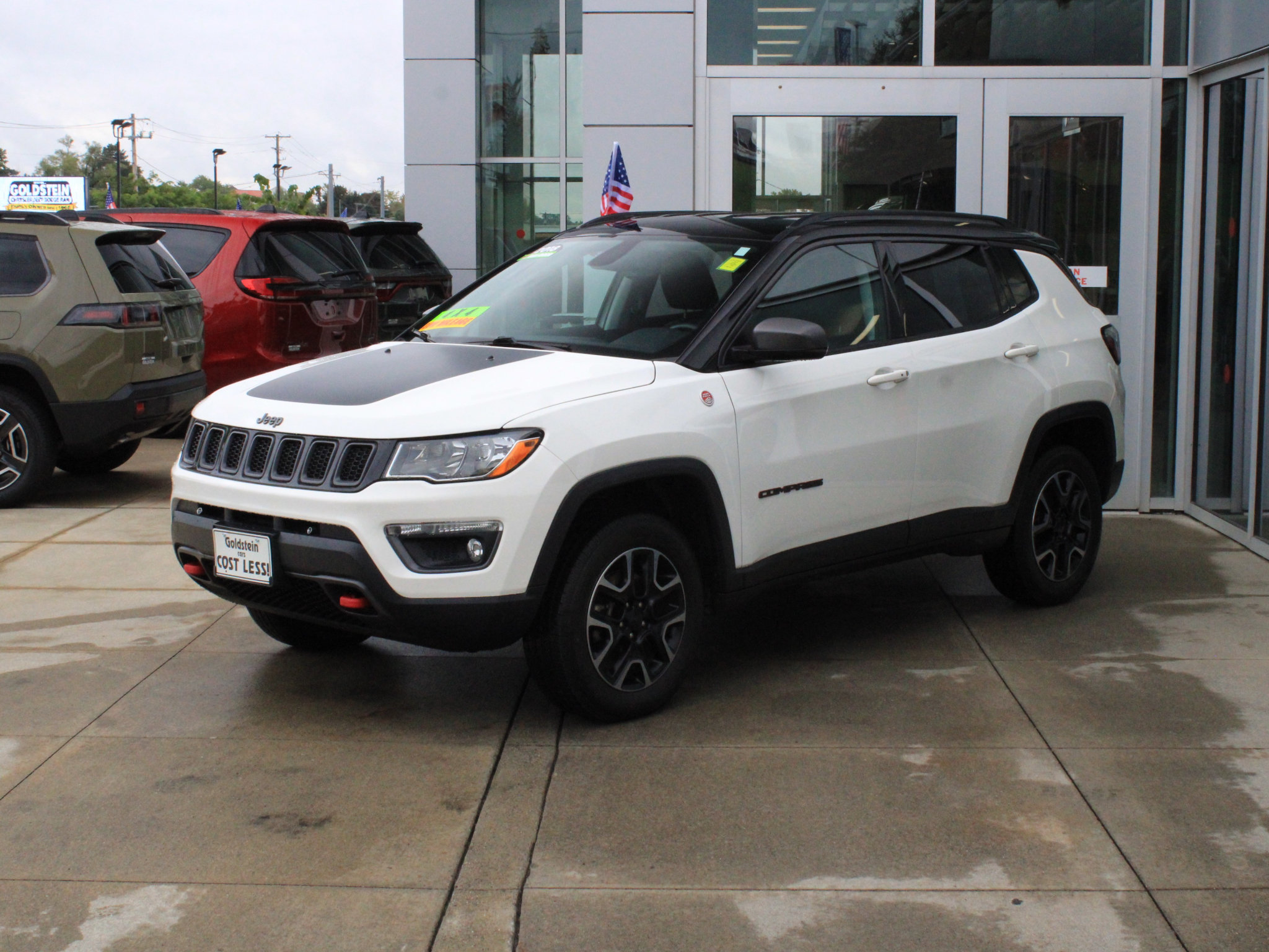 Used 2018 Jeep Compass Trailhawk w/ Cold Weather Group AWD/4WD image 3