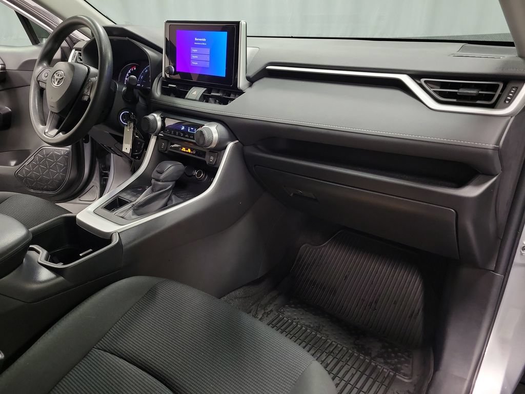 Used 2023 Toyota RAV4 LE AWD/4WD image 34