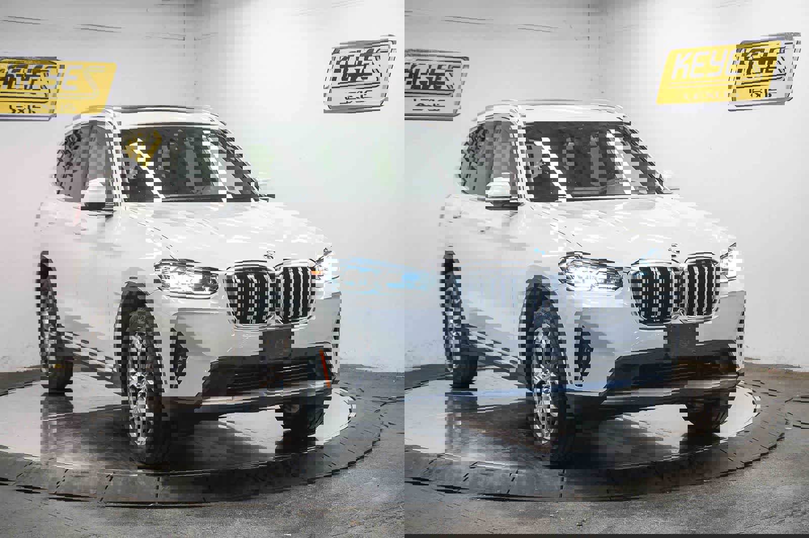 Used 2023 BMW X3 xDrive30i w/ Convenience Package w/ZPA image 5