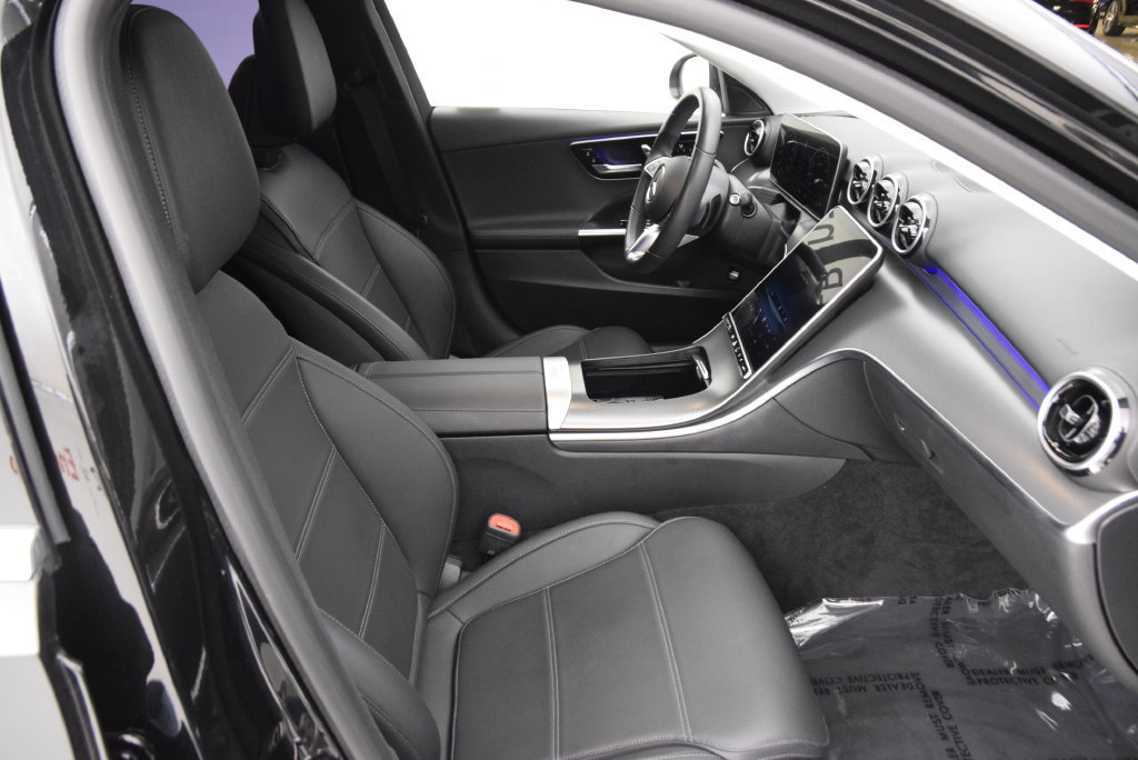 Used 2023 Mercedes-Benz C 300 Sedan image 16