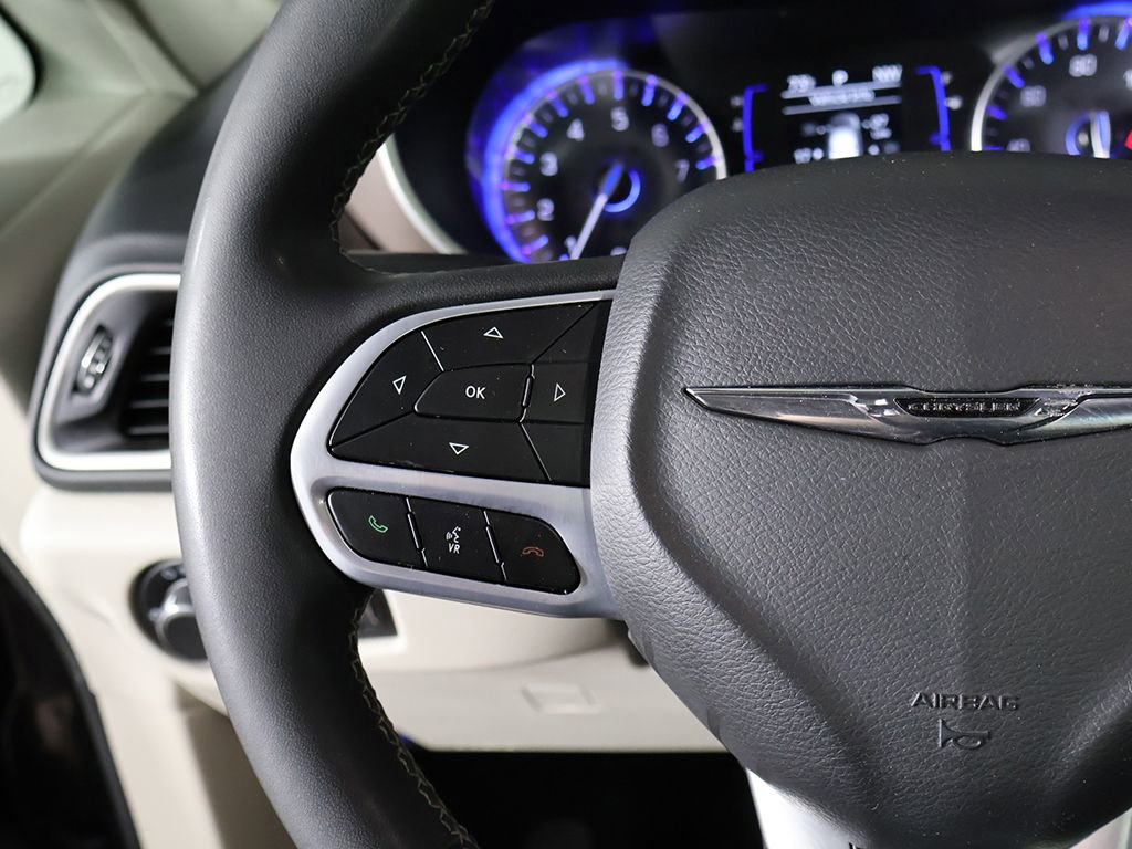 Used 2023 Chrysler Voyager LX FWD image 38