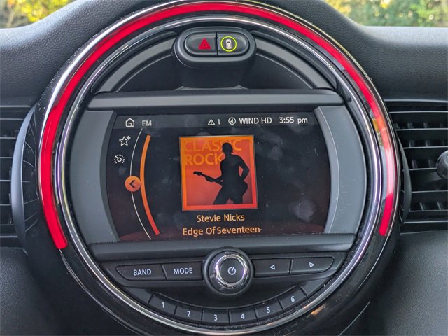 Used 2020 MINI Cooper SE w/ 6.5" Touchscreen Package image 21