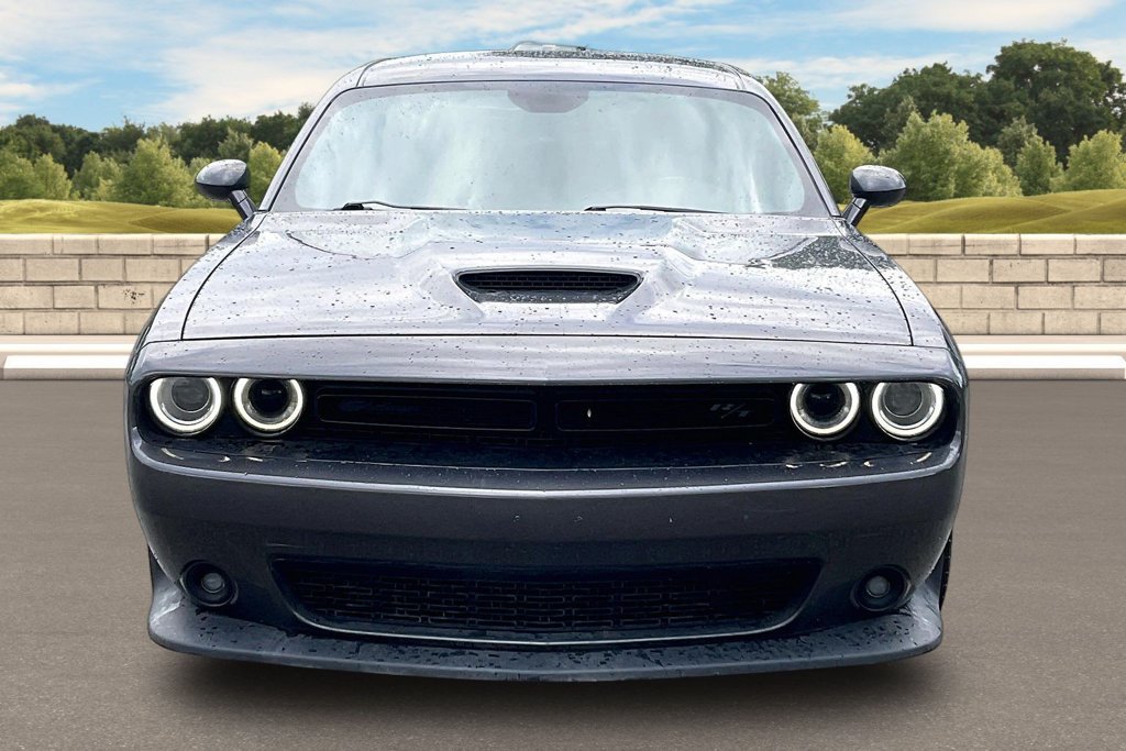 Used 2022 Dodge Challenger R/T w/ Blacktop Package RWD image 3