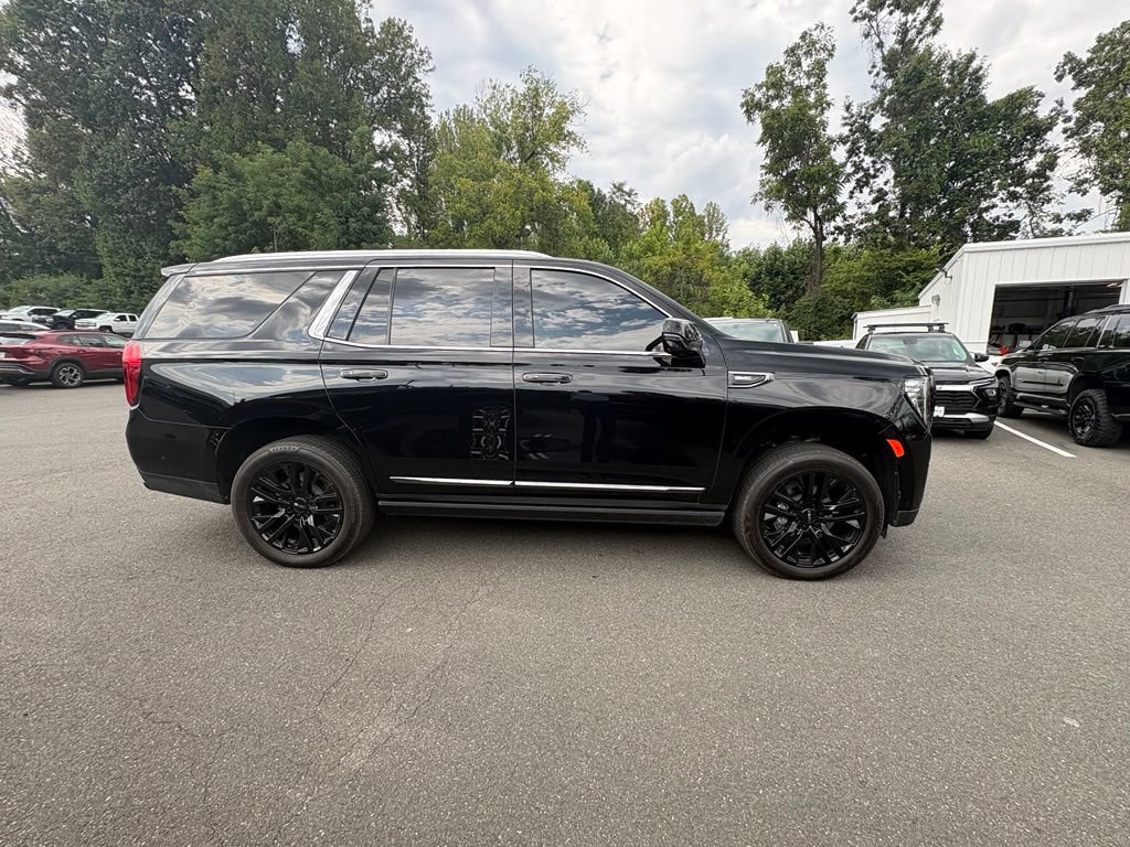 Used 2024 GMC Yukon Denali Ultimate AWD/4WD image 2