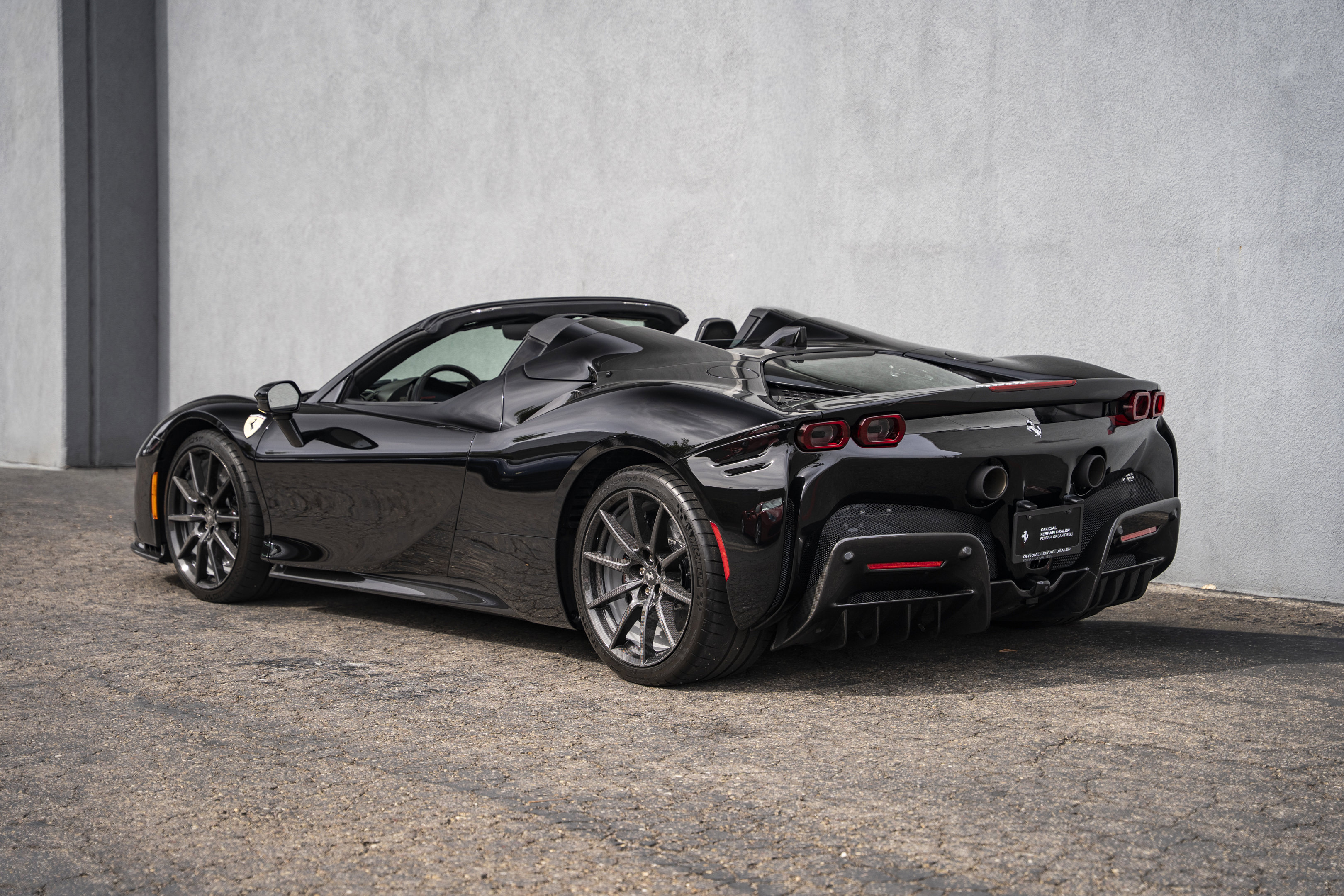 Certified 2024 Ferrari SF90 Spider image 3