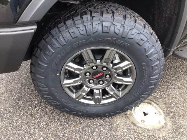 New 2026 GMC Sierra 1500 AT4X AWD/4WD image 6