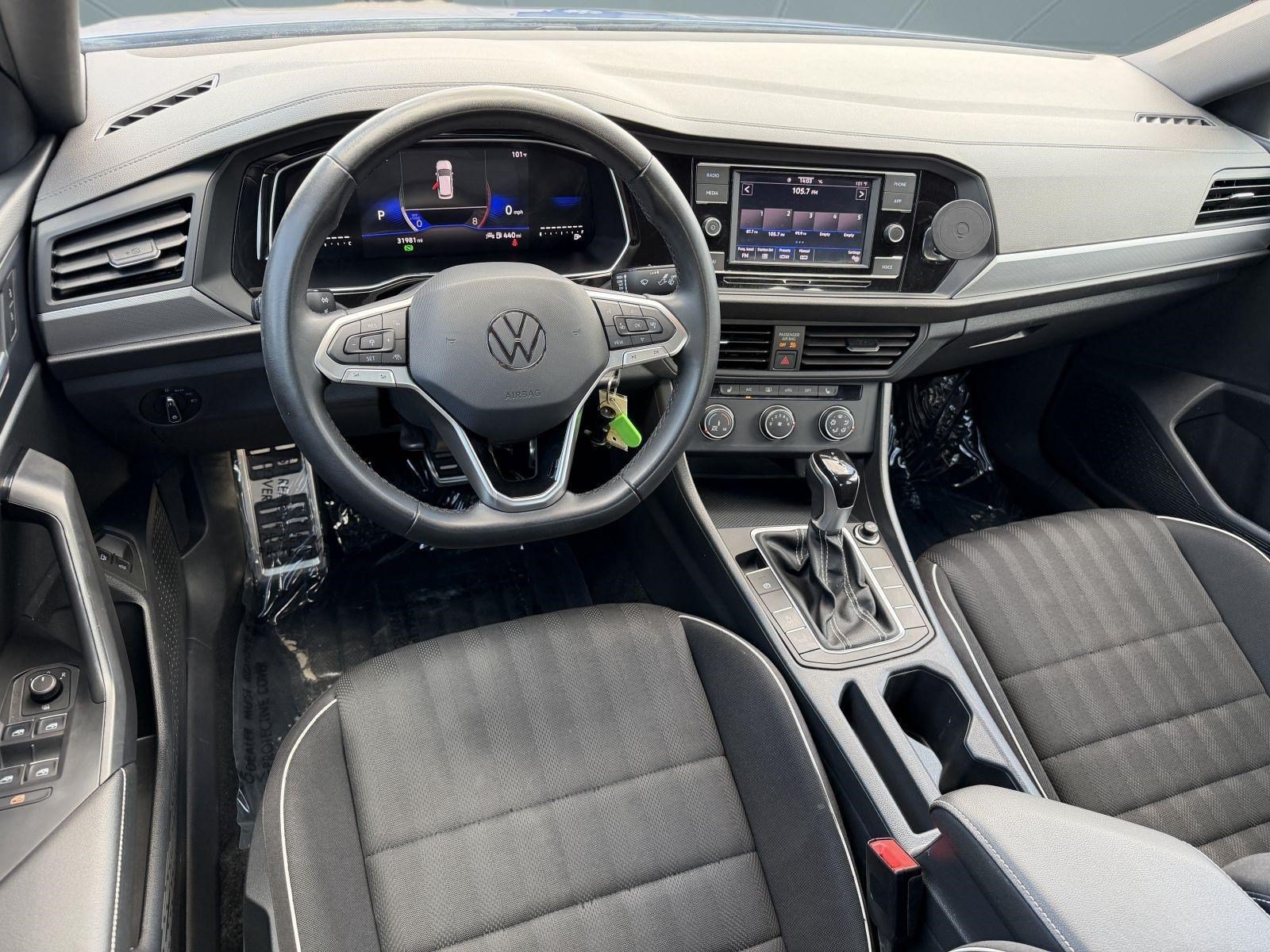 Used 2024 Volkswagen Jetta Sport FWD image 15