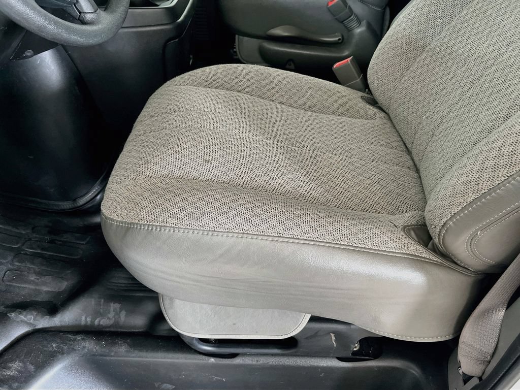 Used 2025 GMC Savana 2500 w/ Driver Convenience Package RWD image 19