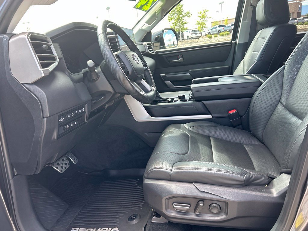 Used 2024 Toyota Sequoia SR5 w/ SR5 Premium Package AWD/4WD image 23
