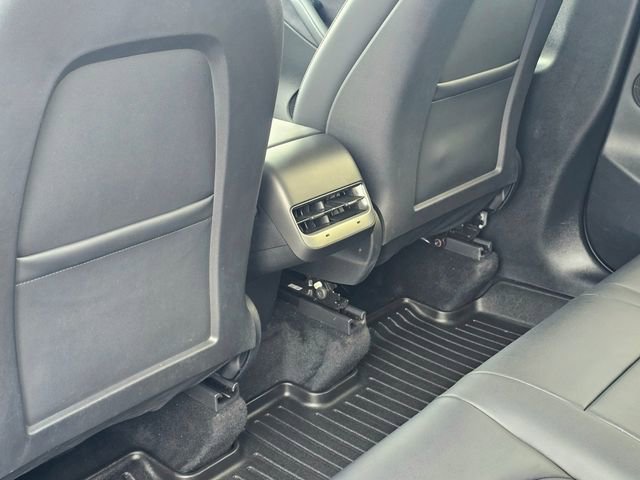 Used 2023 Tesla Model Y Long Range image 24