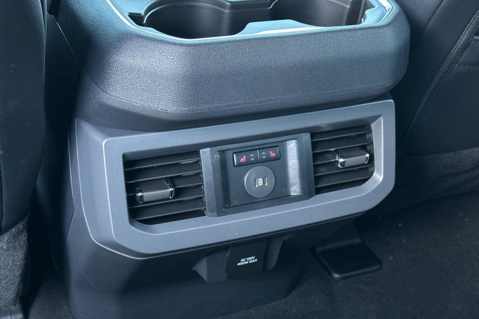 New 2026 Ford F250 Lariat w/ Black Appearance Package image 14