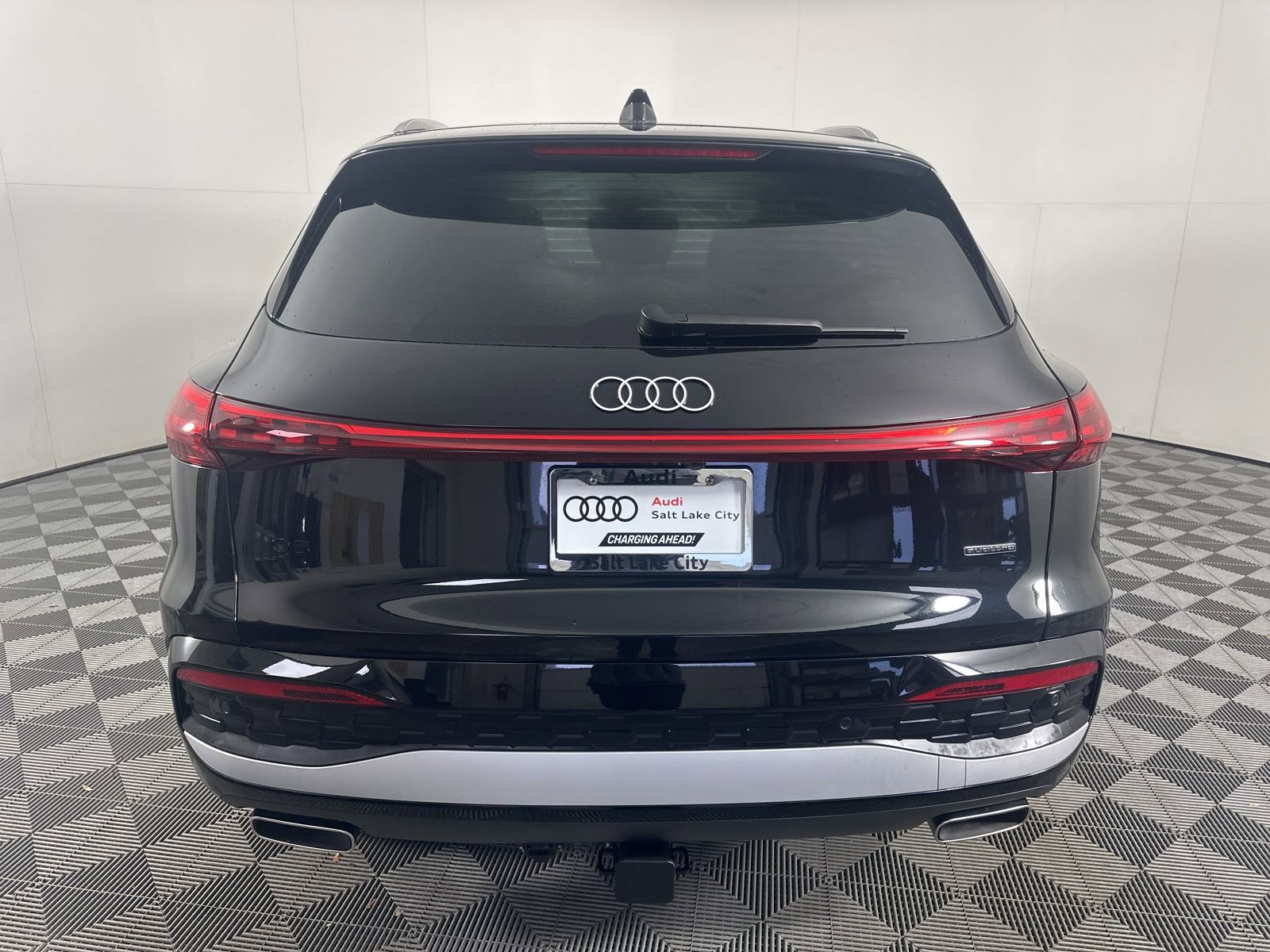 Certified 2025 Audi Q5 Premium w/ Premium Plus AWD/4WD image 5
