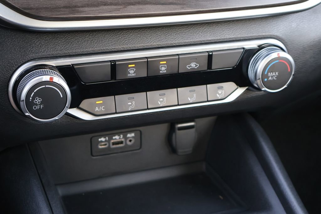 Used 2025 Nissan Altima 2.5 SV FWD image 27