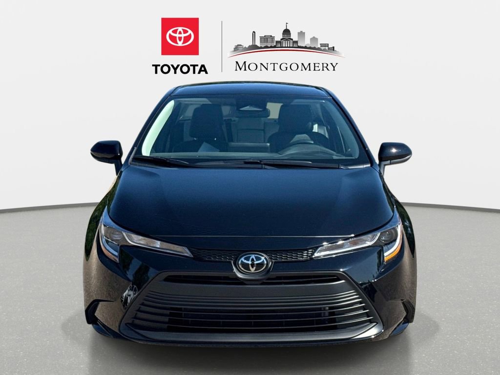 Used 2026 Toyota Corolla LE image 8