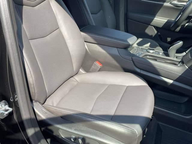 Certified 2026 Cadillac XT5 Sportv w/ LPO, Floor Liner Package AWD/4WD image 21