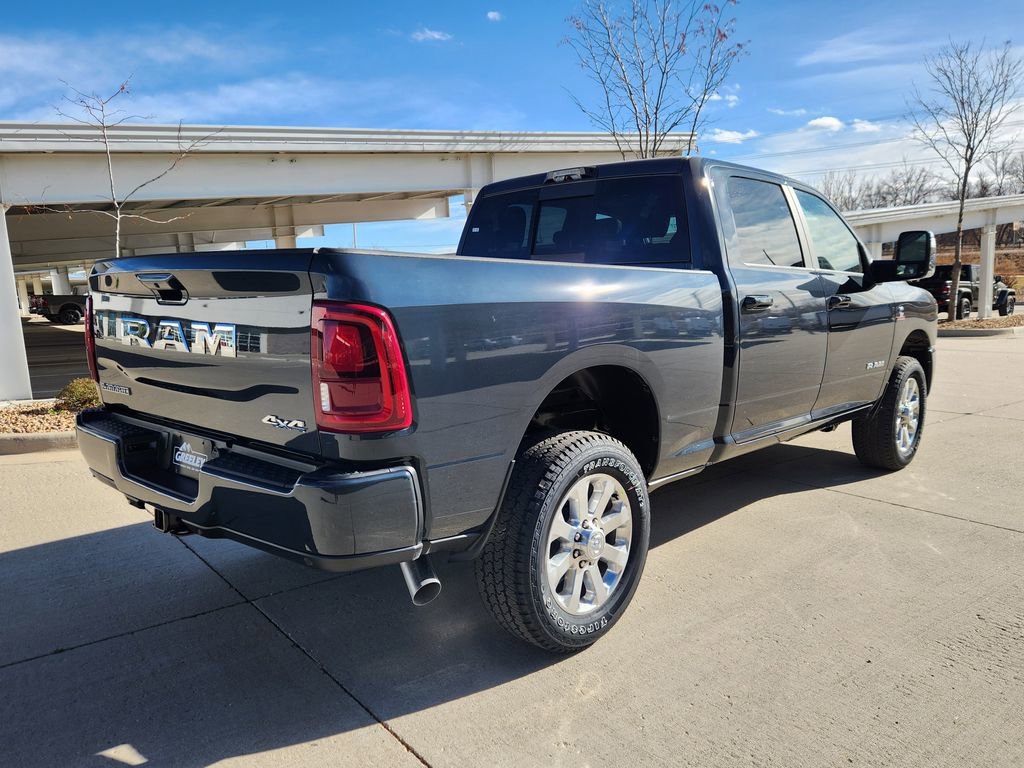 New 2026 RAM 2500 Laramie w/ Sport Appearance Package AWD/4WD image 3