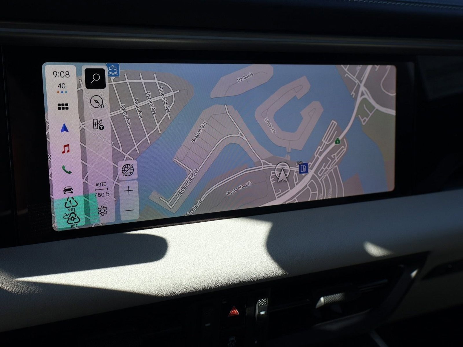 New 2026 Porsche Macan Electric image 18