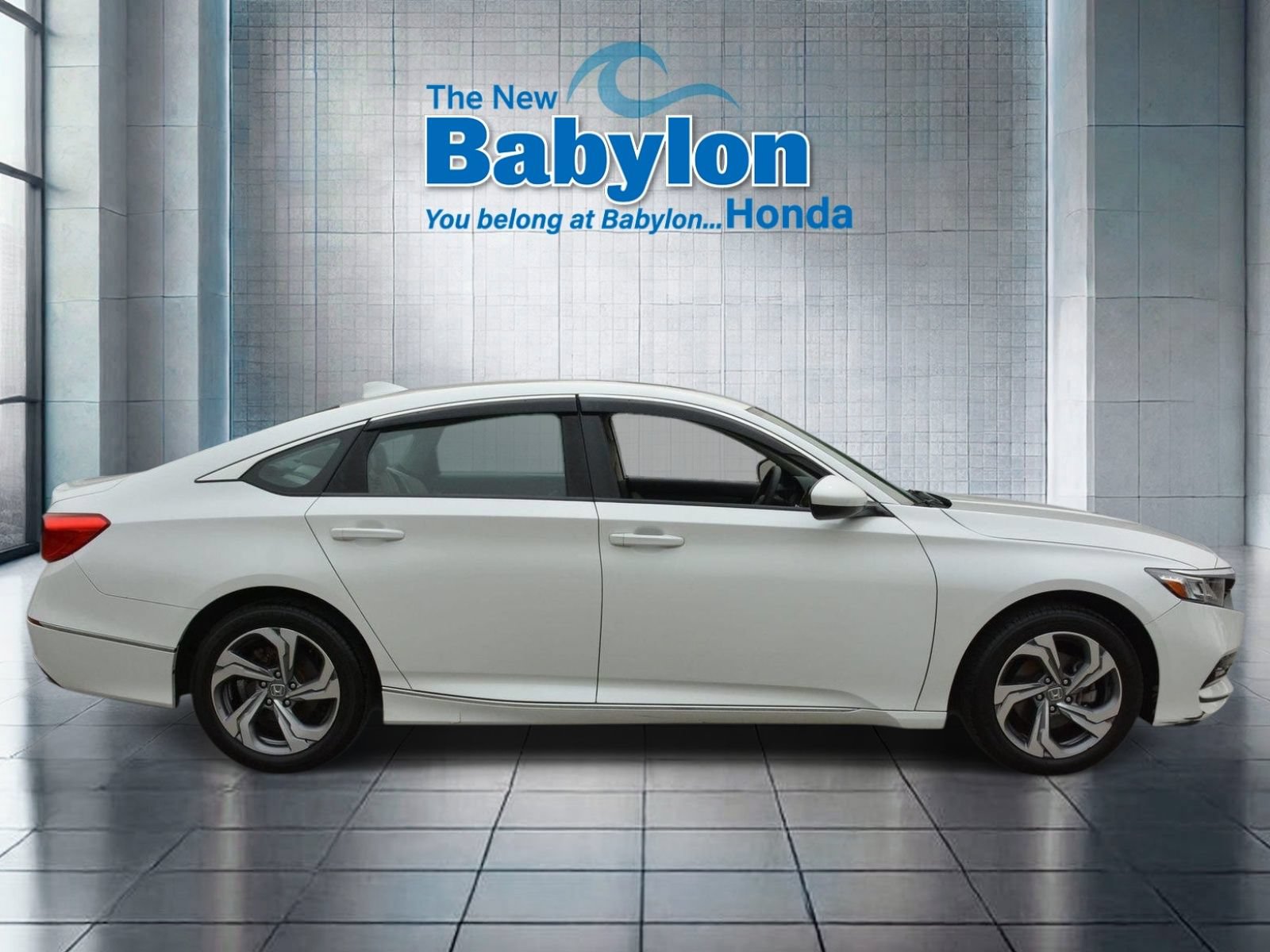 Used 2018 Honda Accord EX image 5