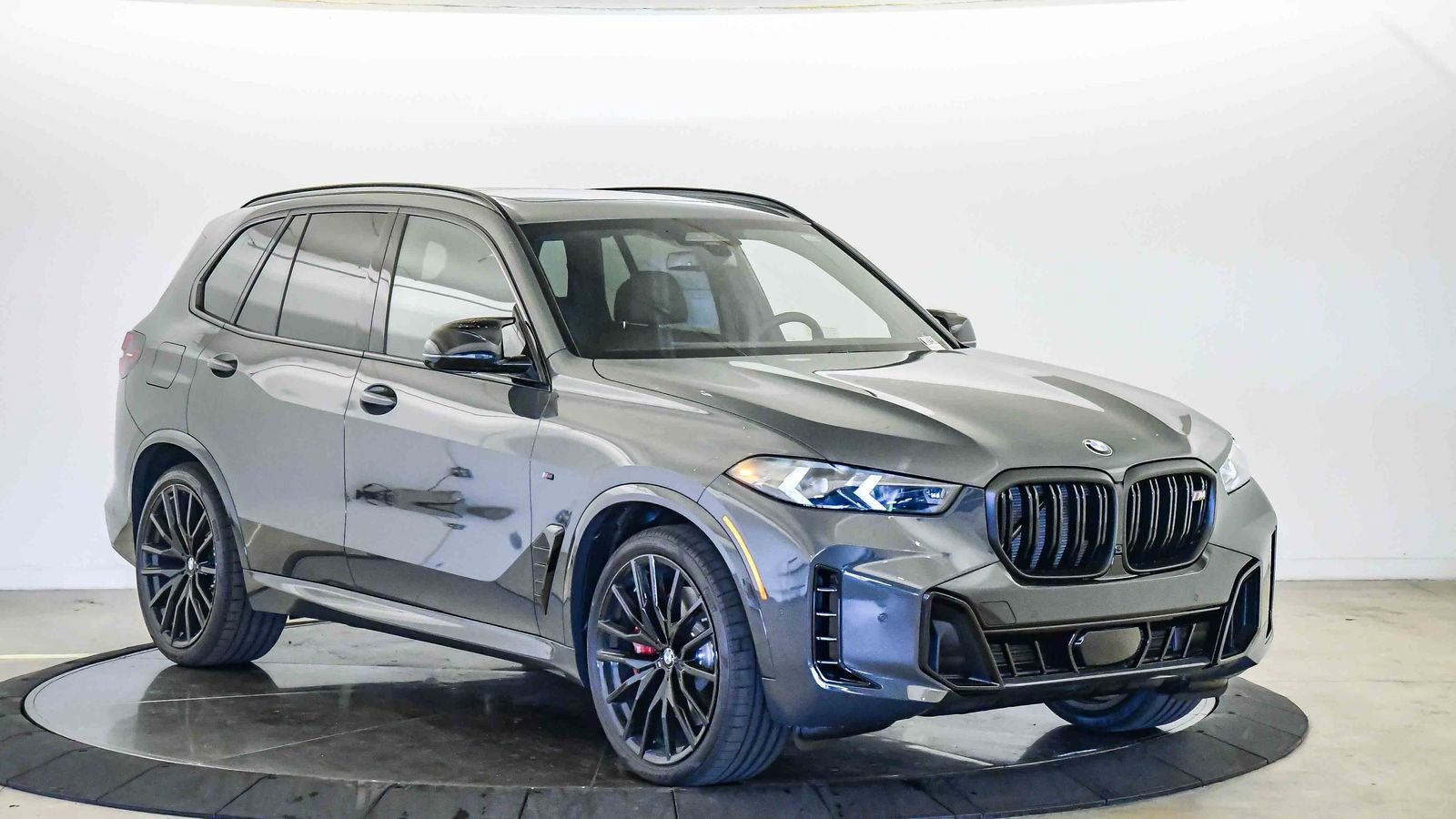 New 2026 BMW X5 M60i AWD/4WD image 6