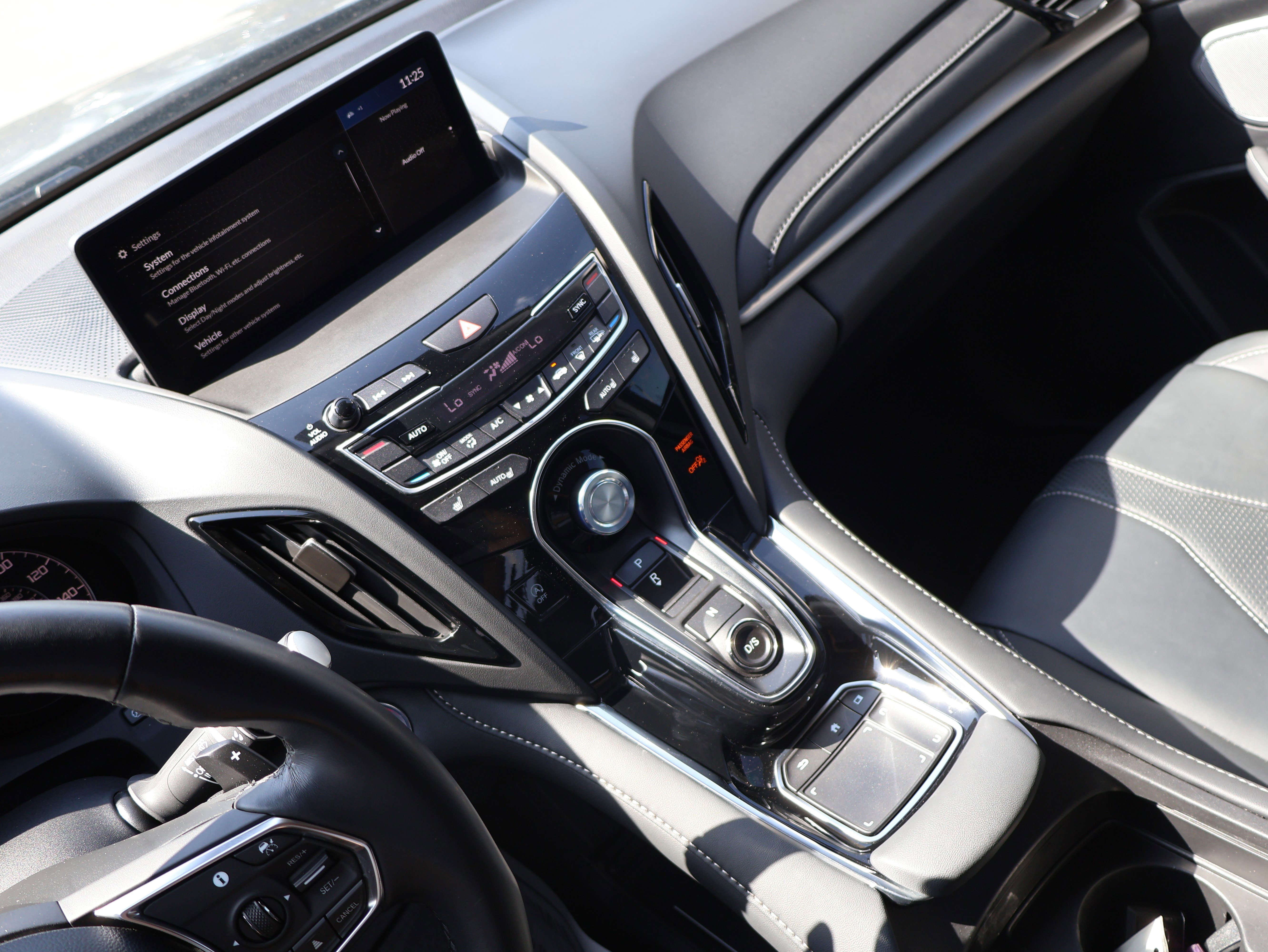 Used 2024 Acura RDX SH-AWD w/ Technology Package image 22