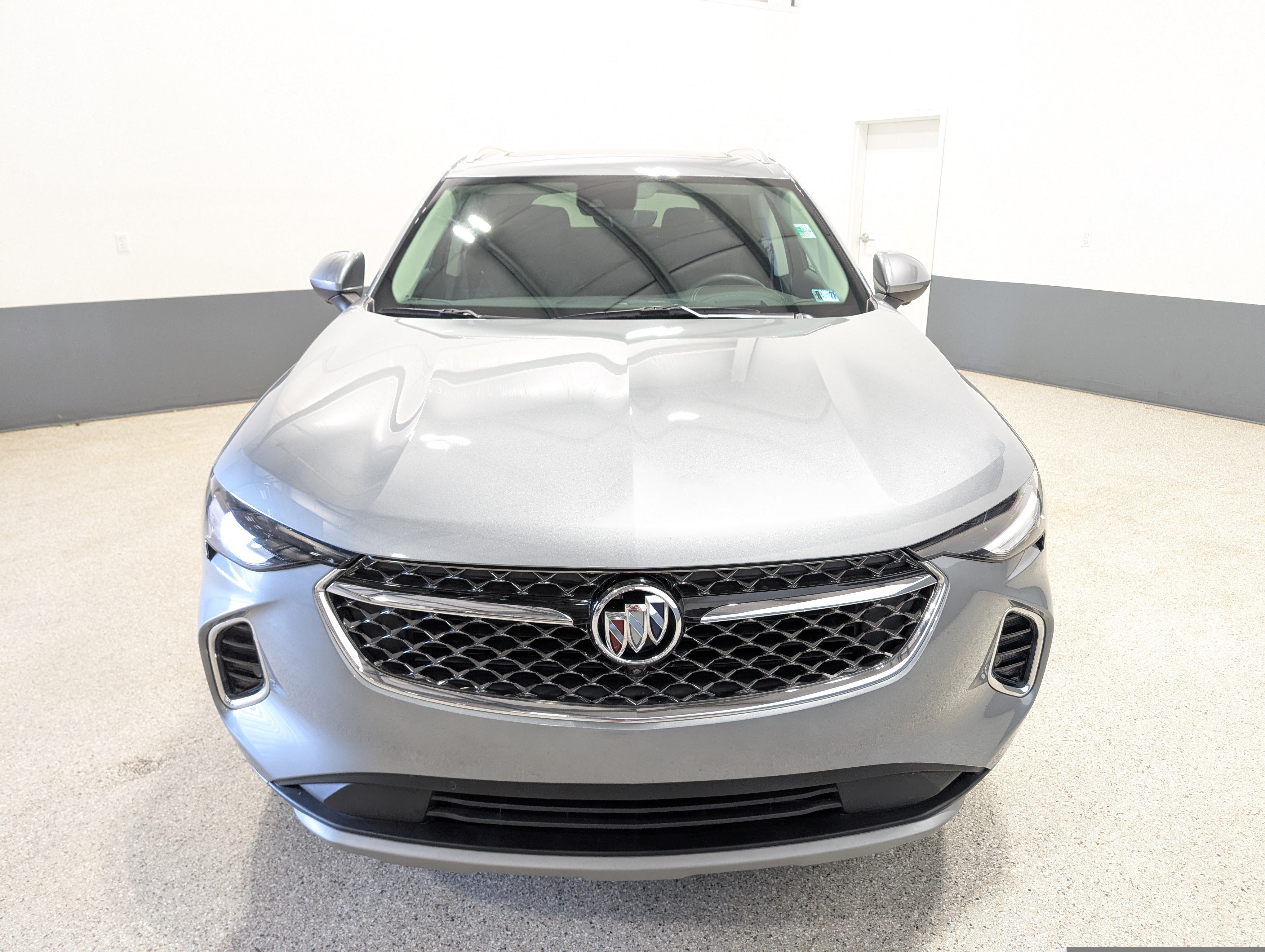 Used 2023 Buick Envision Avenir AWD/4WD image 8