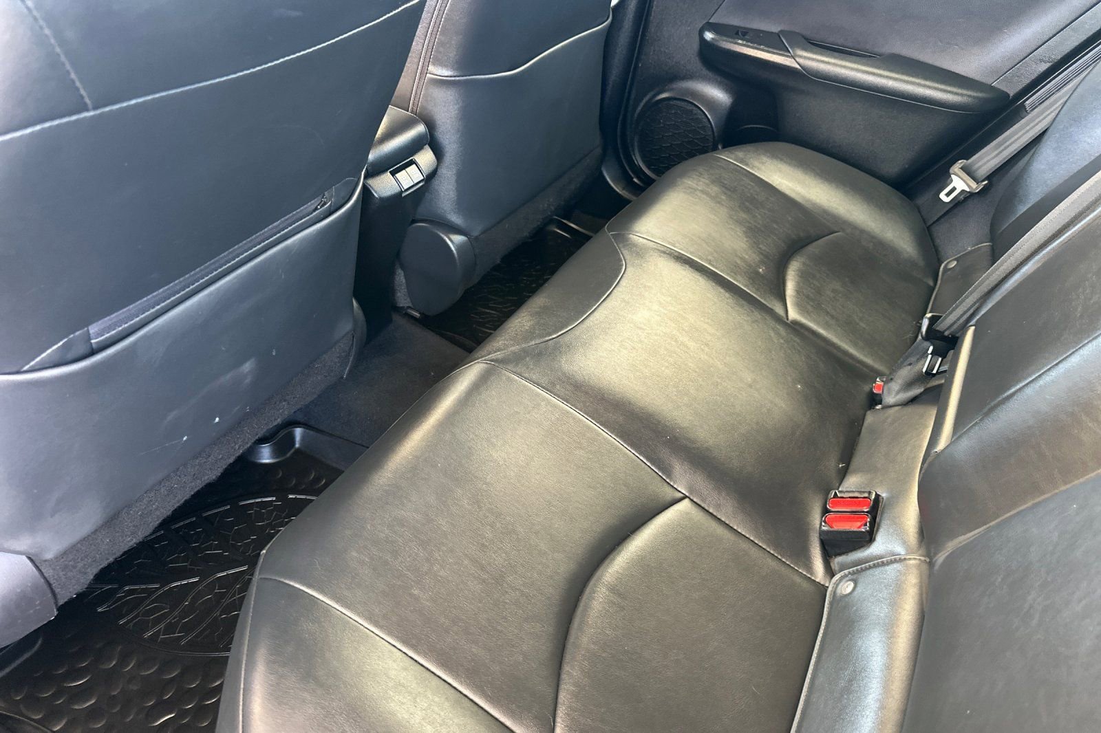 Used 2020 Toyota Prius Prime XLE image 12