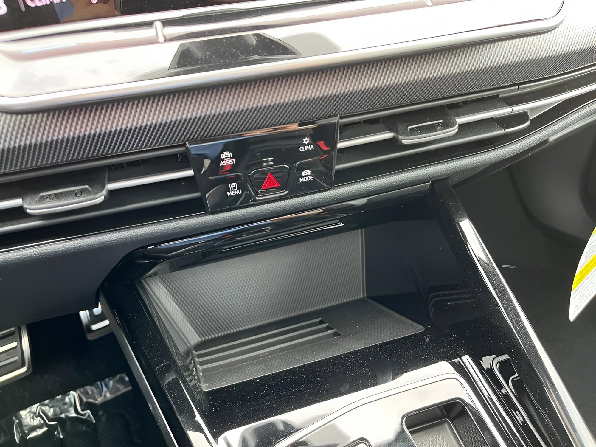 New 2025 Volkswagen GTI Autobahn image 18