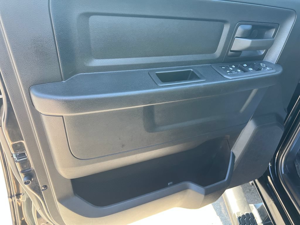Used 2025 RAM 3500 Tradesman AWD/4WD image 12