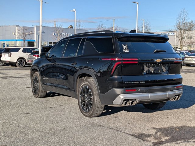 Used 2025 Chevrolet Traverse LT w/ Sun and Wheel Package image 7