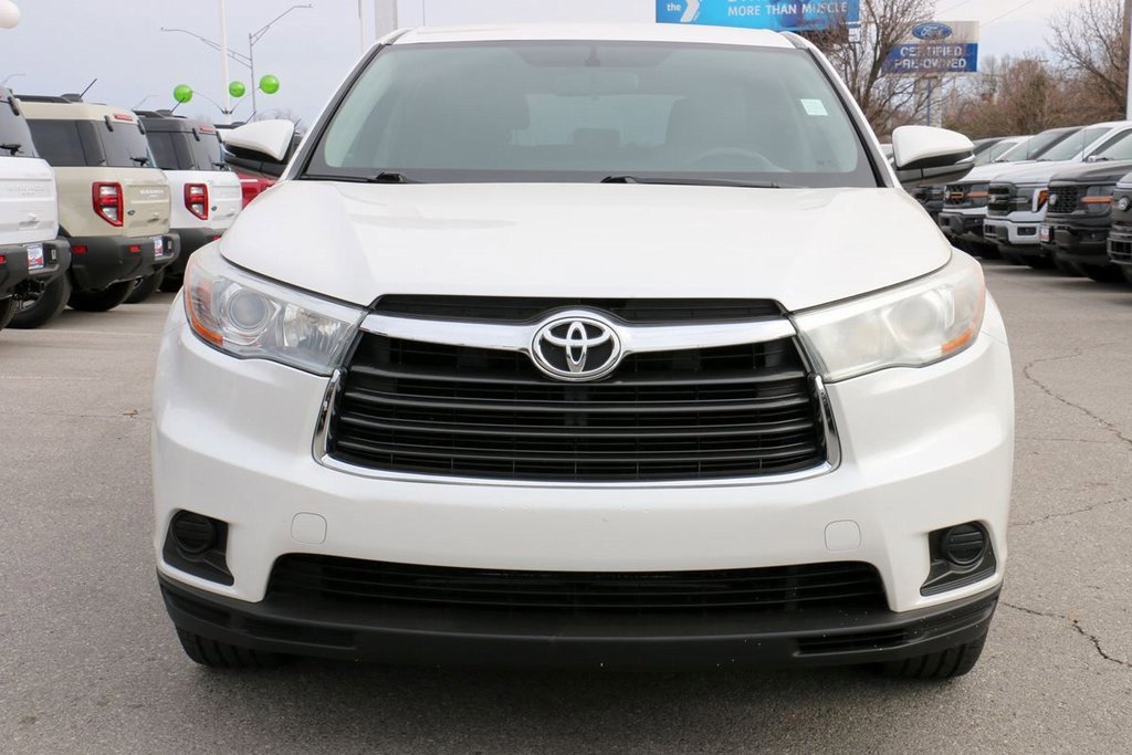 Used 2015 Toyota Highlander LE image 3