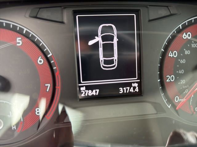 Used 2019 Volkswagen Jetta S w/ Driver Assistance Package image 10