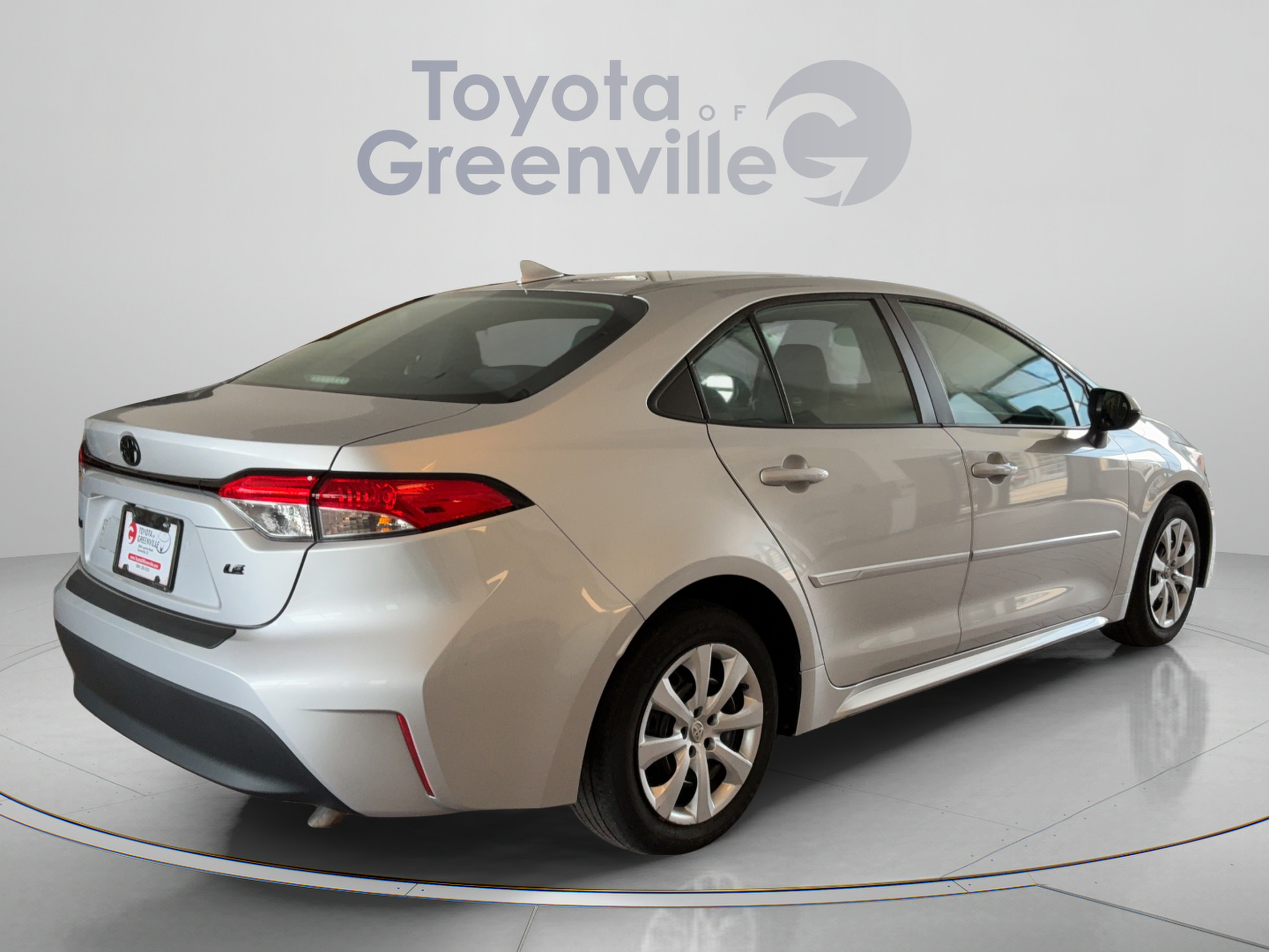 Used 2023 Toyota Corolla LE w/ Carpet Mat Package (TMS) FWD image 6
