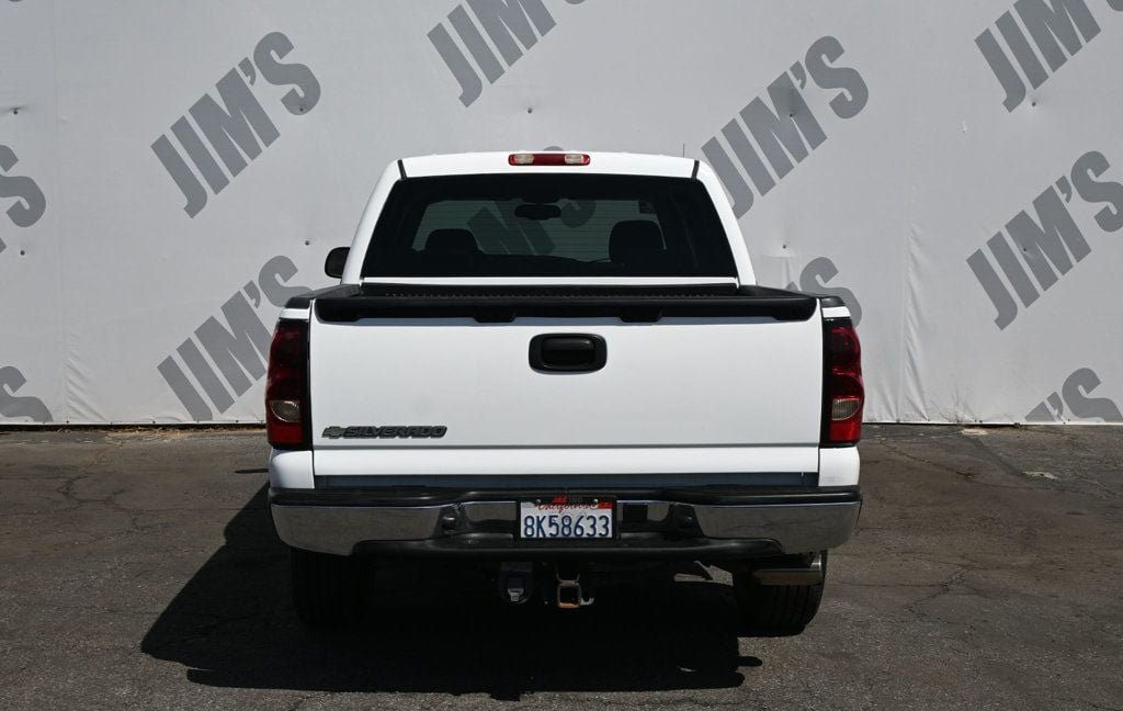 Used 2006 Chevrolet Silverado 1500 LT w/ Onstar Plus Package RWD image 4