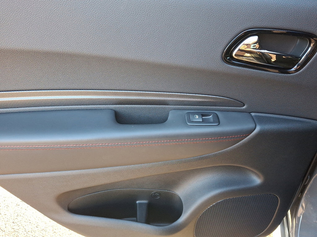 Certified 2023 Dodge Durango R/T w/ Tow 'N Go Package image 19