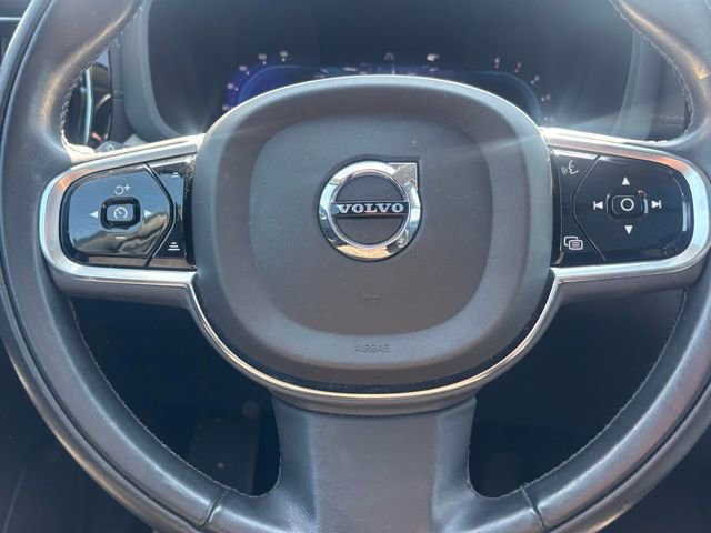 Used 2022 Volvo XC60 B5 Inscription w/ Climate Package image 18
