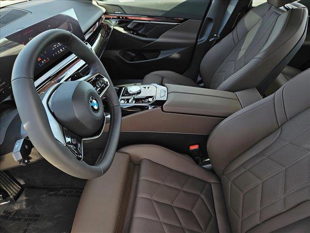 New 2026 BMW 540i xDrive image 15