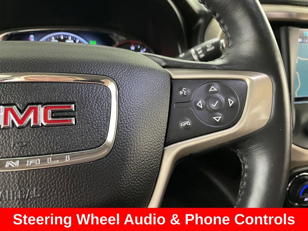 Used 2017 GMC Acadia Denali w/ Technology Package FWD image 32