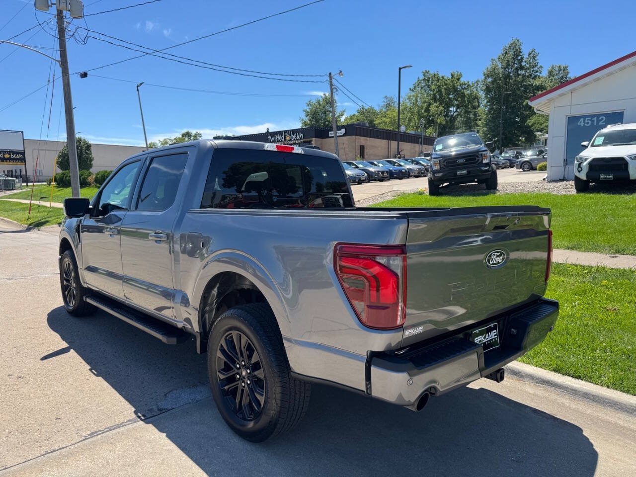 Used 2025 Ford F150 Lariat AWD/4WD image 3