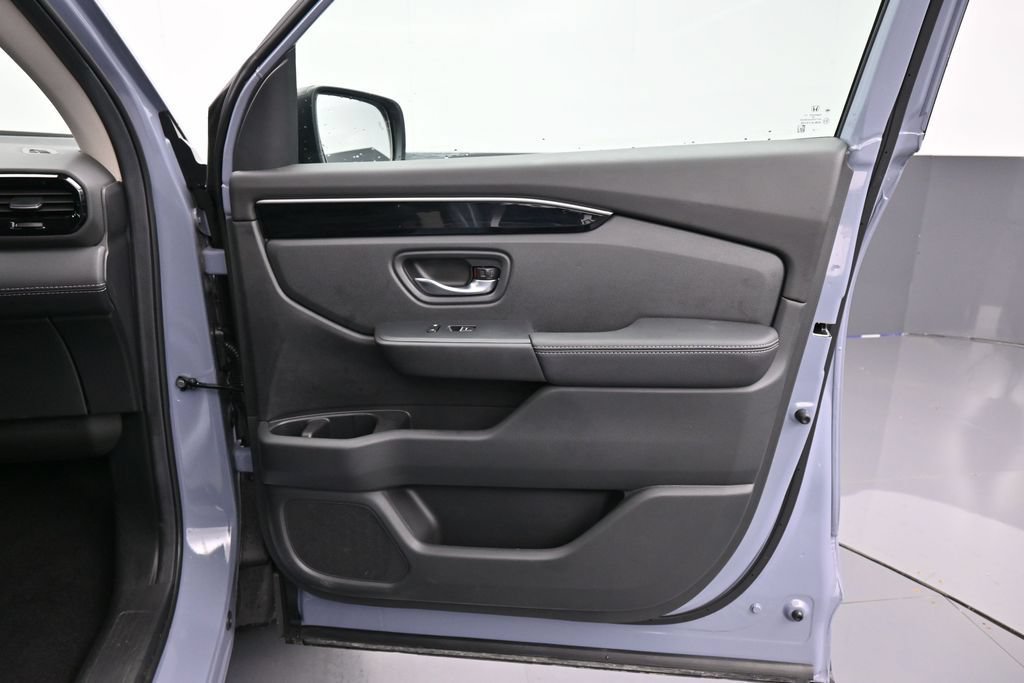 Certified 2026 Honda Passport RTL image 34