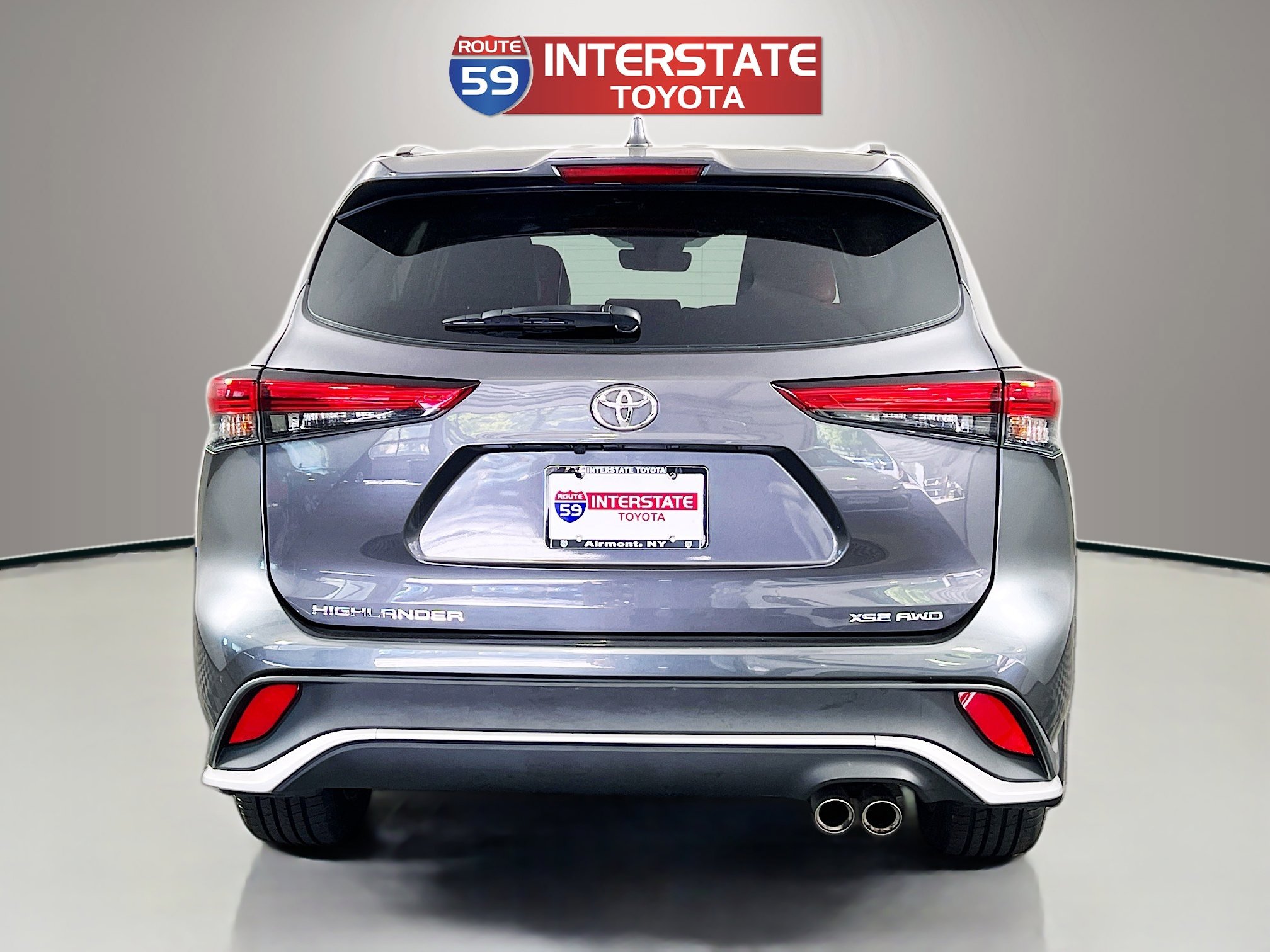 Used 2023 Toyota Highlander XSE AWD/4WD image 6