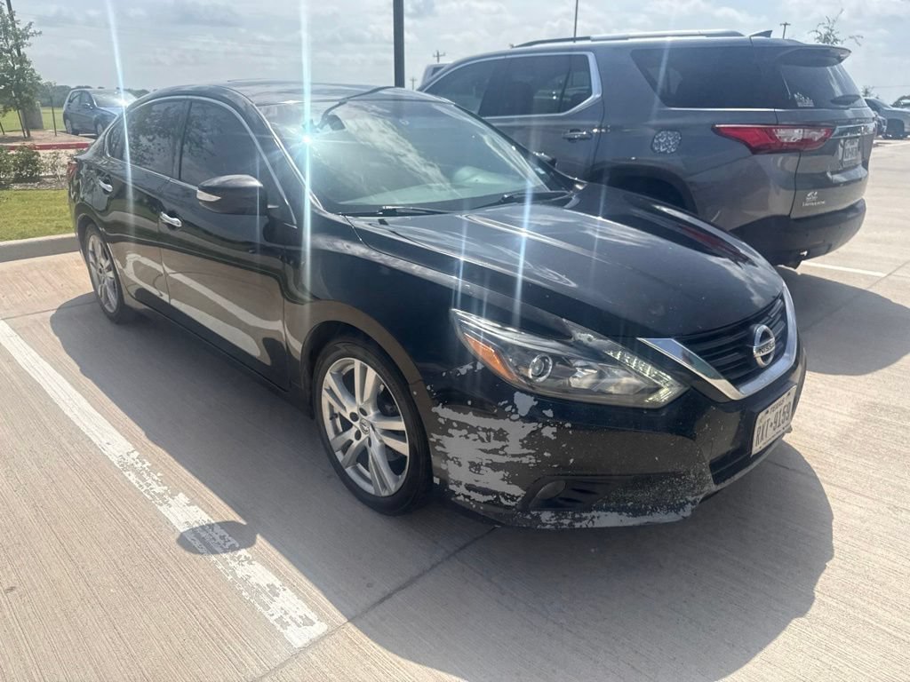 Used 2017 Nissan Altima 3.5 SL FWD image 4