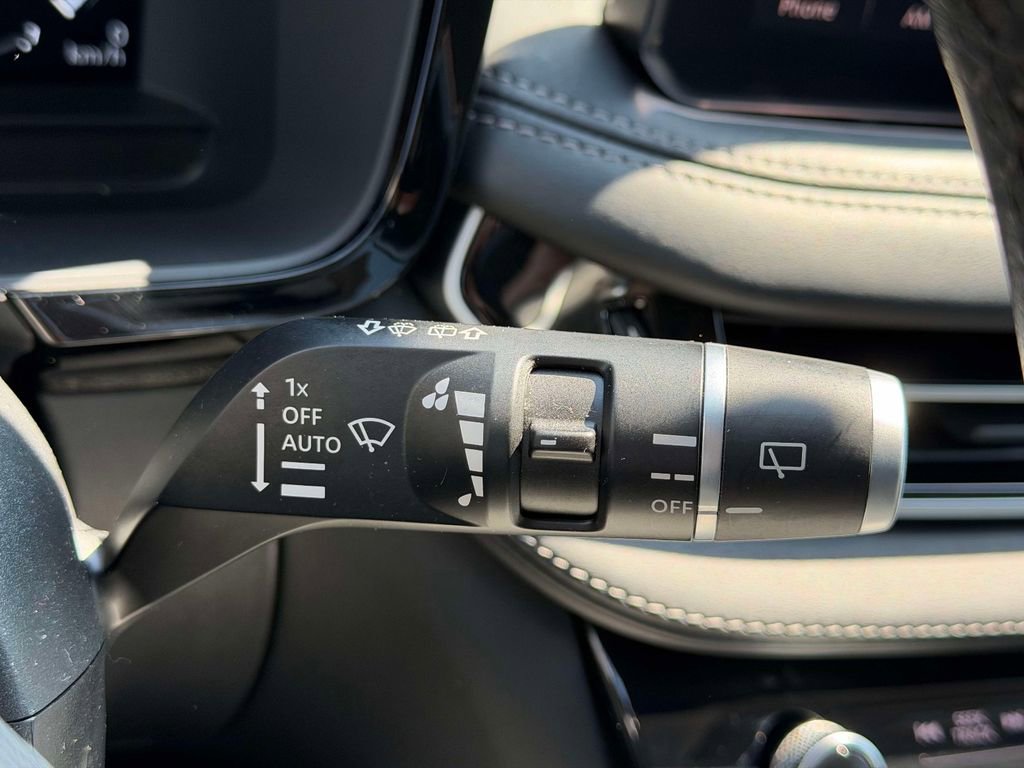 Used 2024 INFINITI QX60 Luxe w/ Cargo Package AWD/4WD image 30