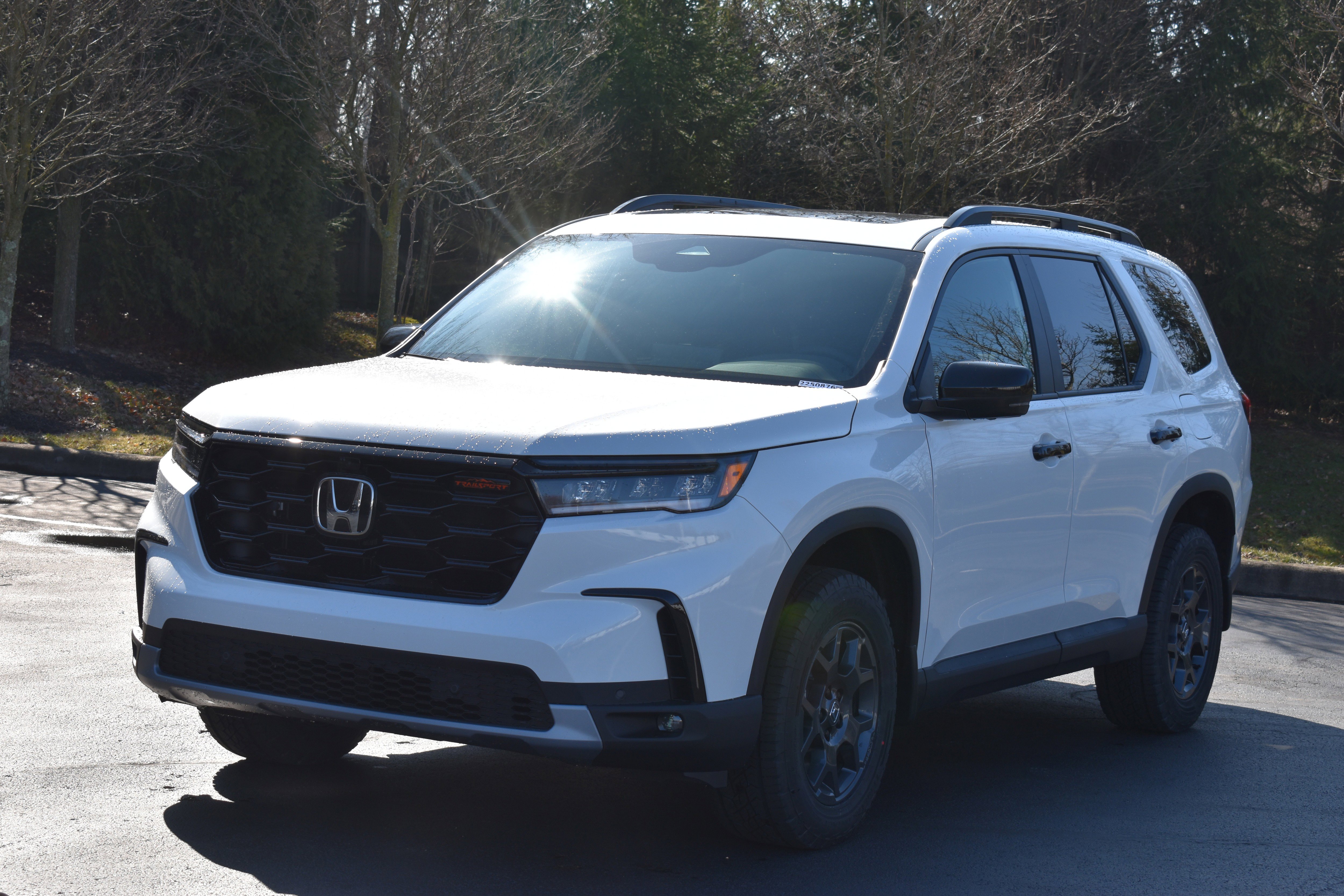New 2025 Honda Pilot TrailSport image 3